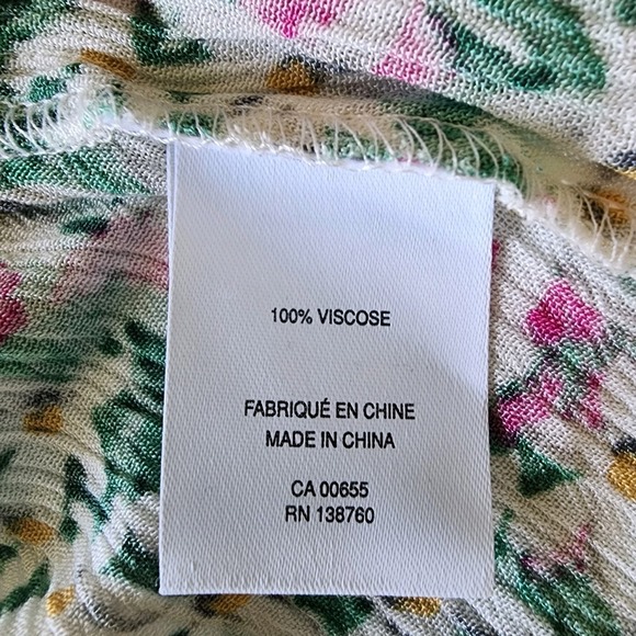 Reitmans Peasant‎ Blouse Womens Medium Smocked Ditsy Cottagecore Farmhouse Boho - Picture 11 of 12